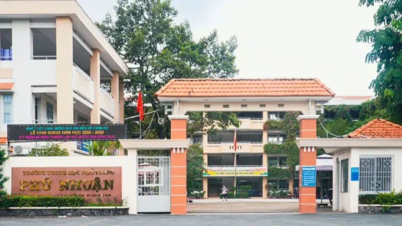 THPT Phú Nhuận